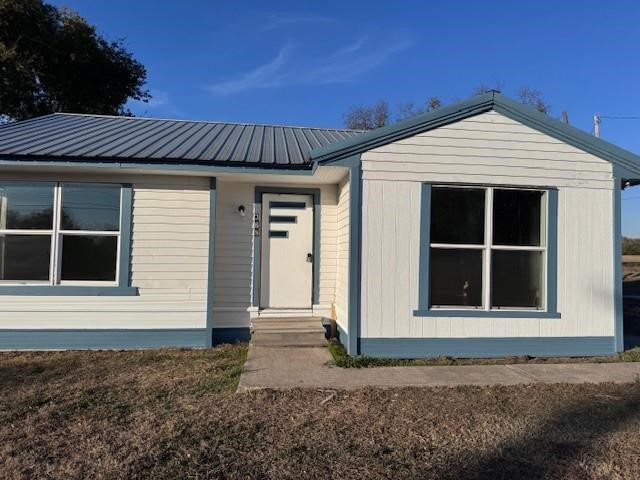 368 Dewey Street Deport TX 75435
