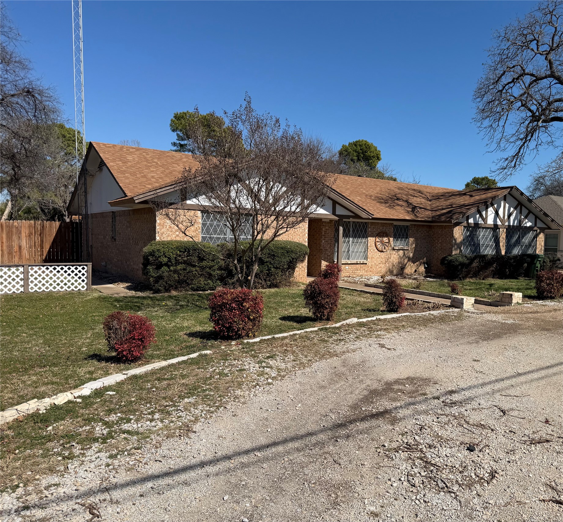 821 E Highway 199 Springtown TX 76082
