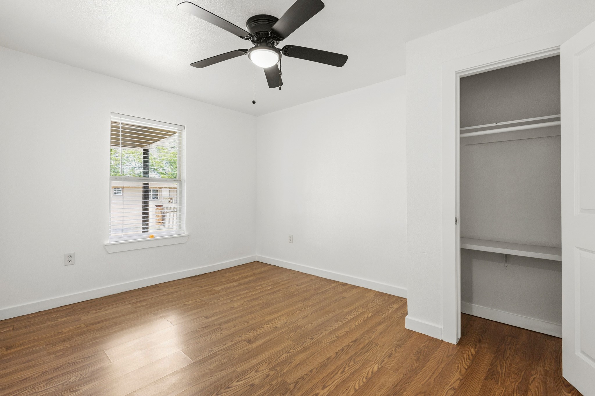 2634 Seevers Avenue Dallas TX 75216