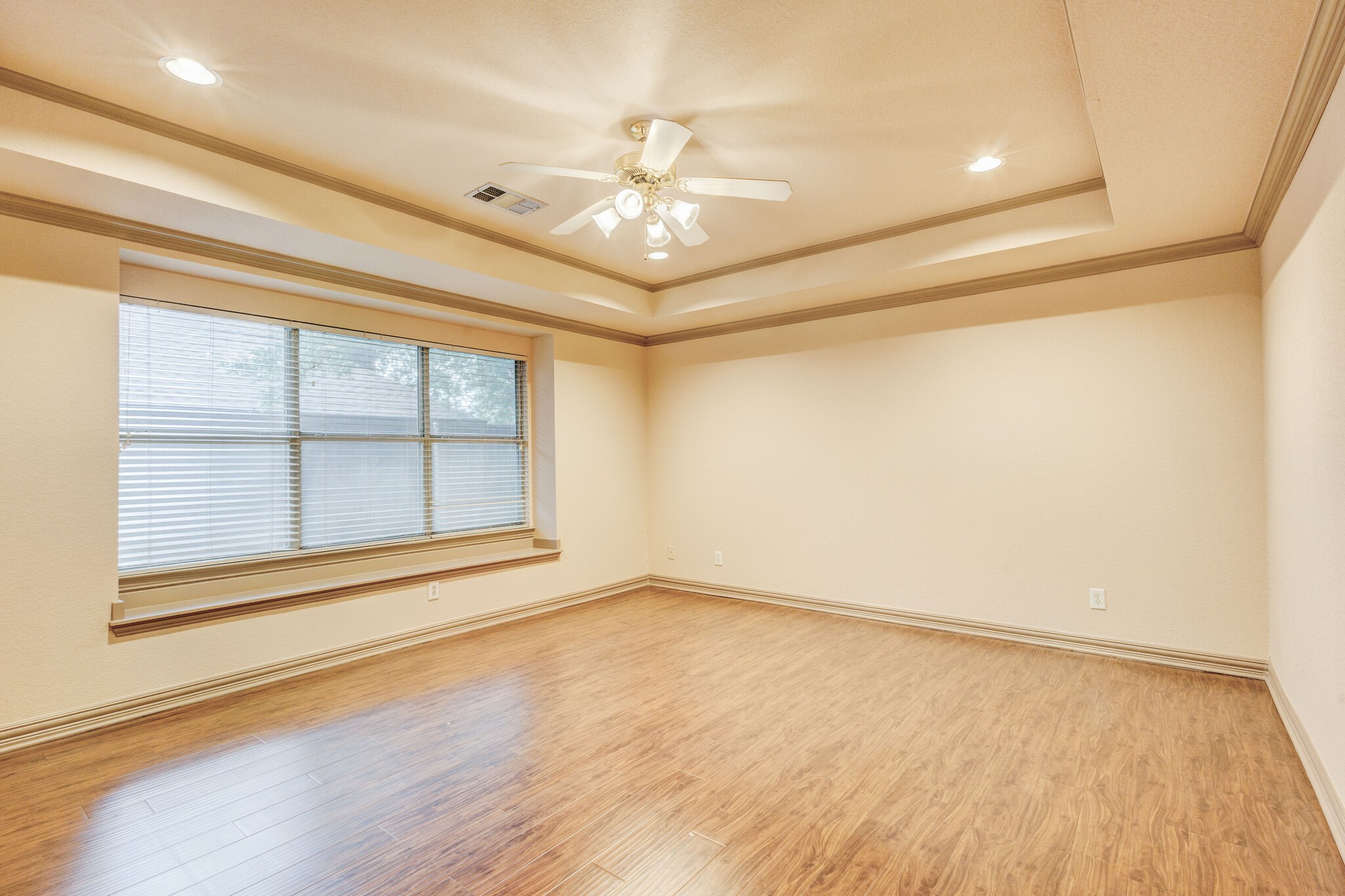 2010 Vista Drive Lewisville TX 75067