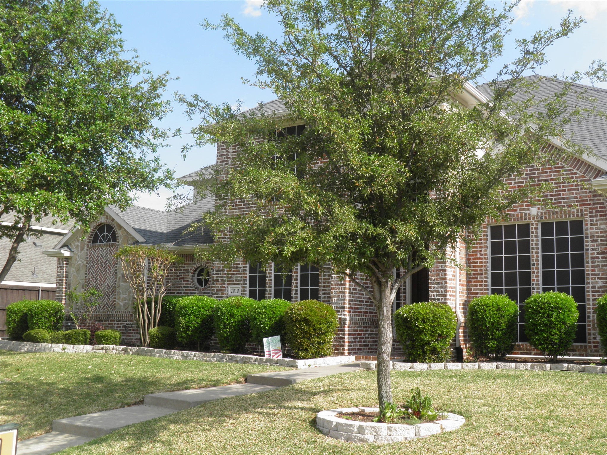2010 Vista Drive Lewisville TX 75067