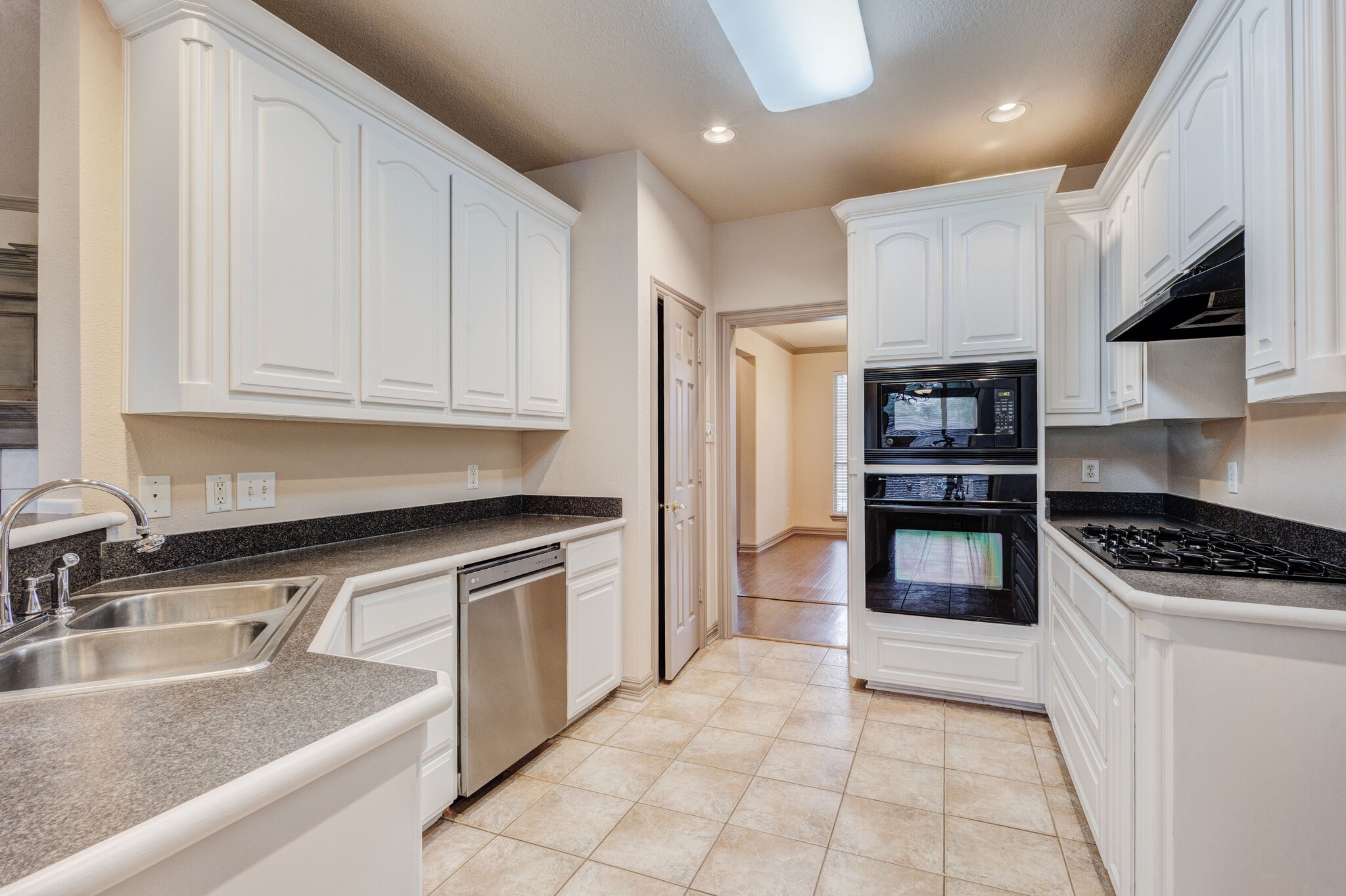 2010 Vista Drive Lewisville TX 75067