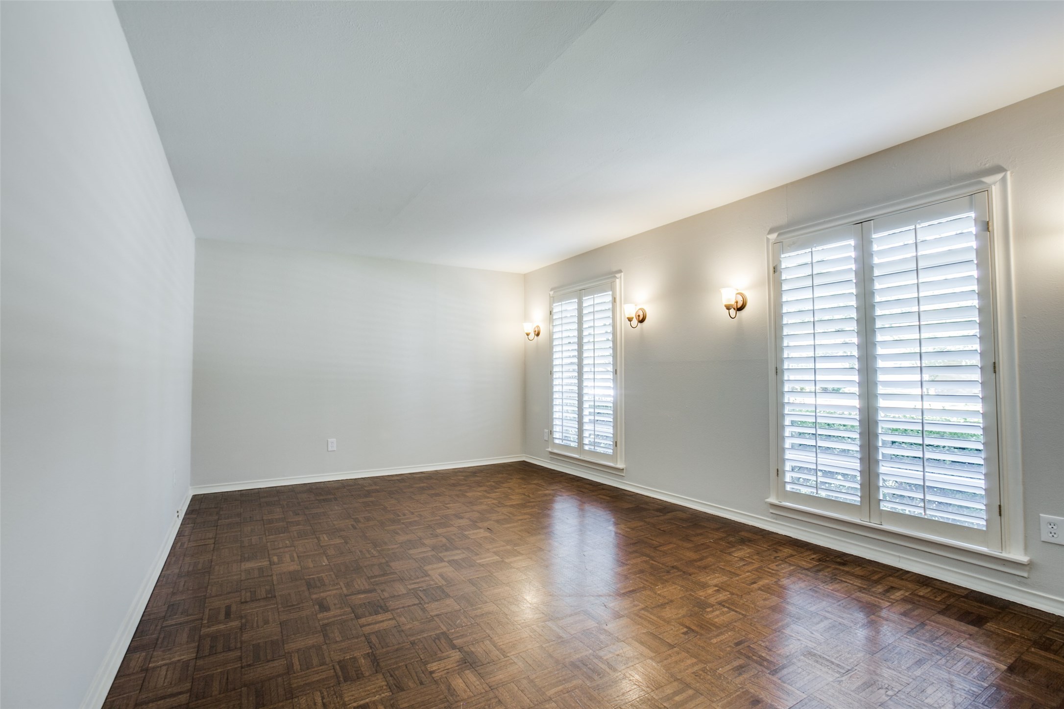 7758 Dentcrest Drive Dallas TX 75254