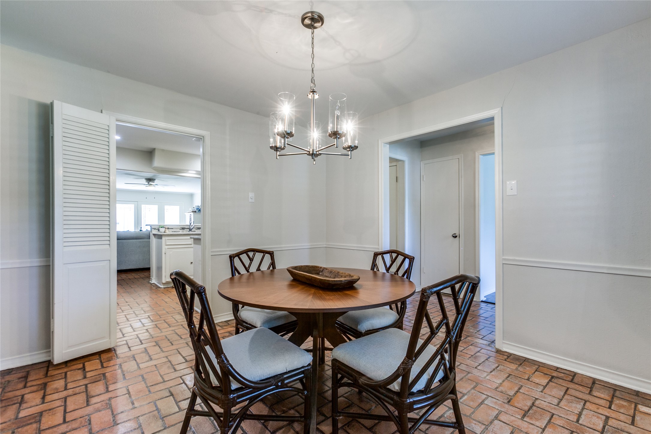 7758 Dentcrest Drive Dallas TX 75254