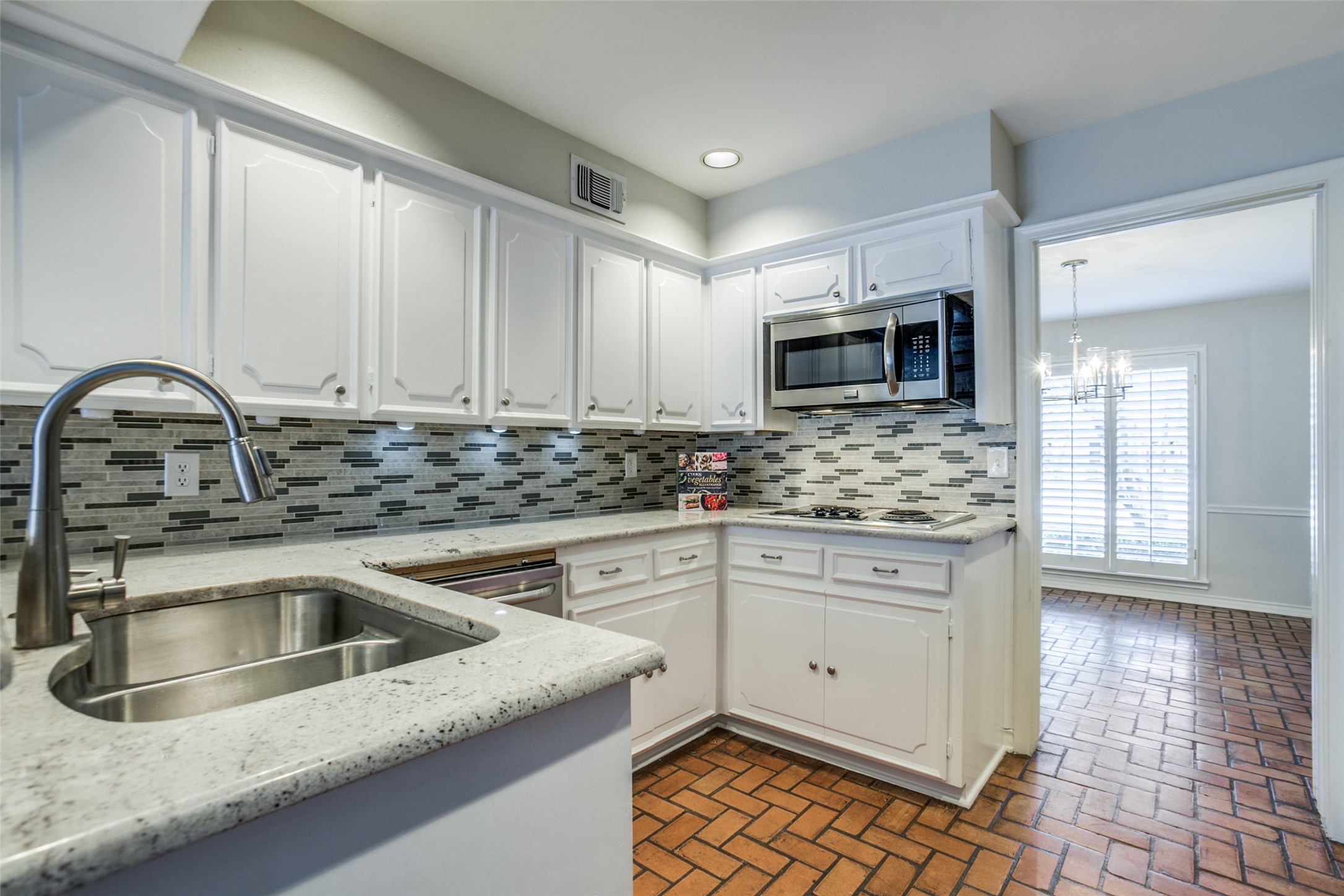 7758 Dentcrest Drive Dallas TX 75254