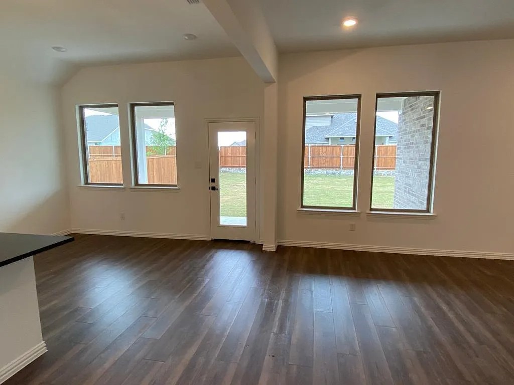 2221 Grassland Avenue Melissa TX 75454