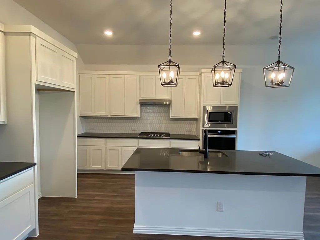 2221 Grassland Avenue Melissa TX 75454