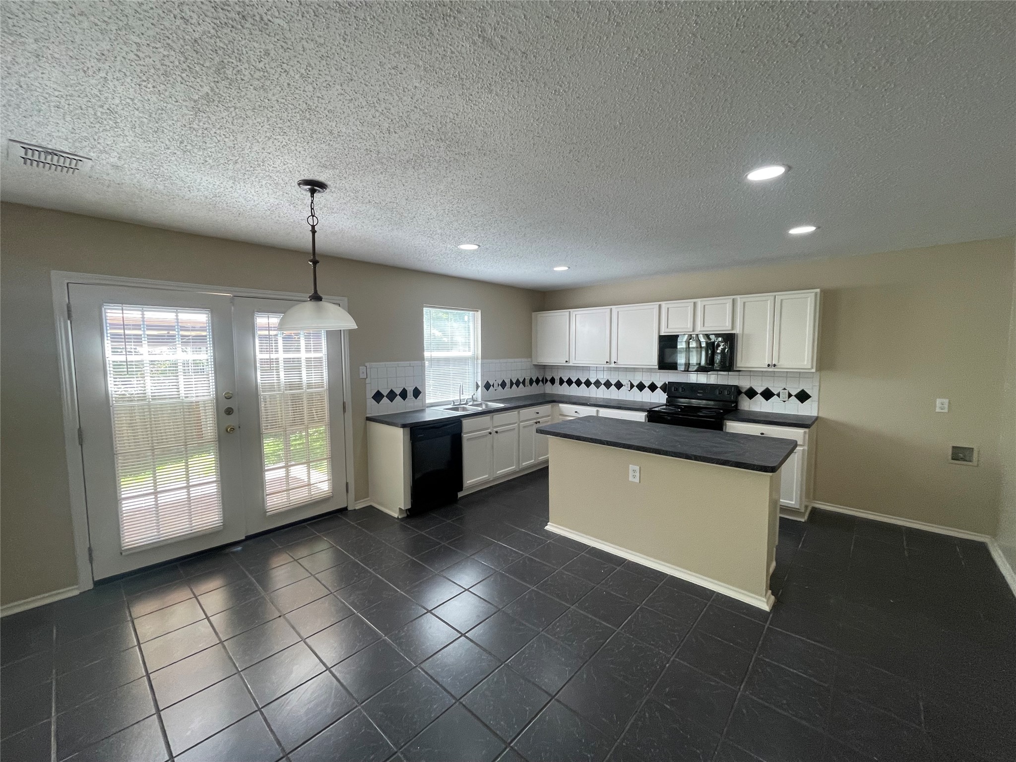 640 Gibson Street Cedar Hill TX 75104