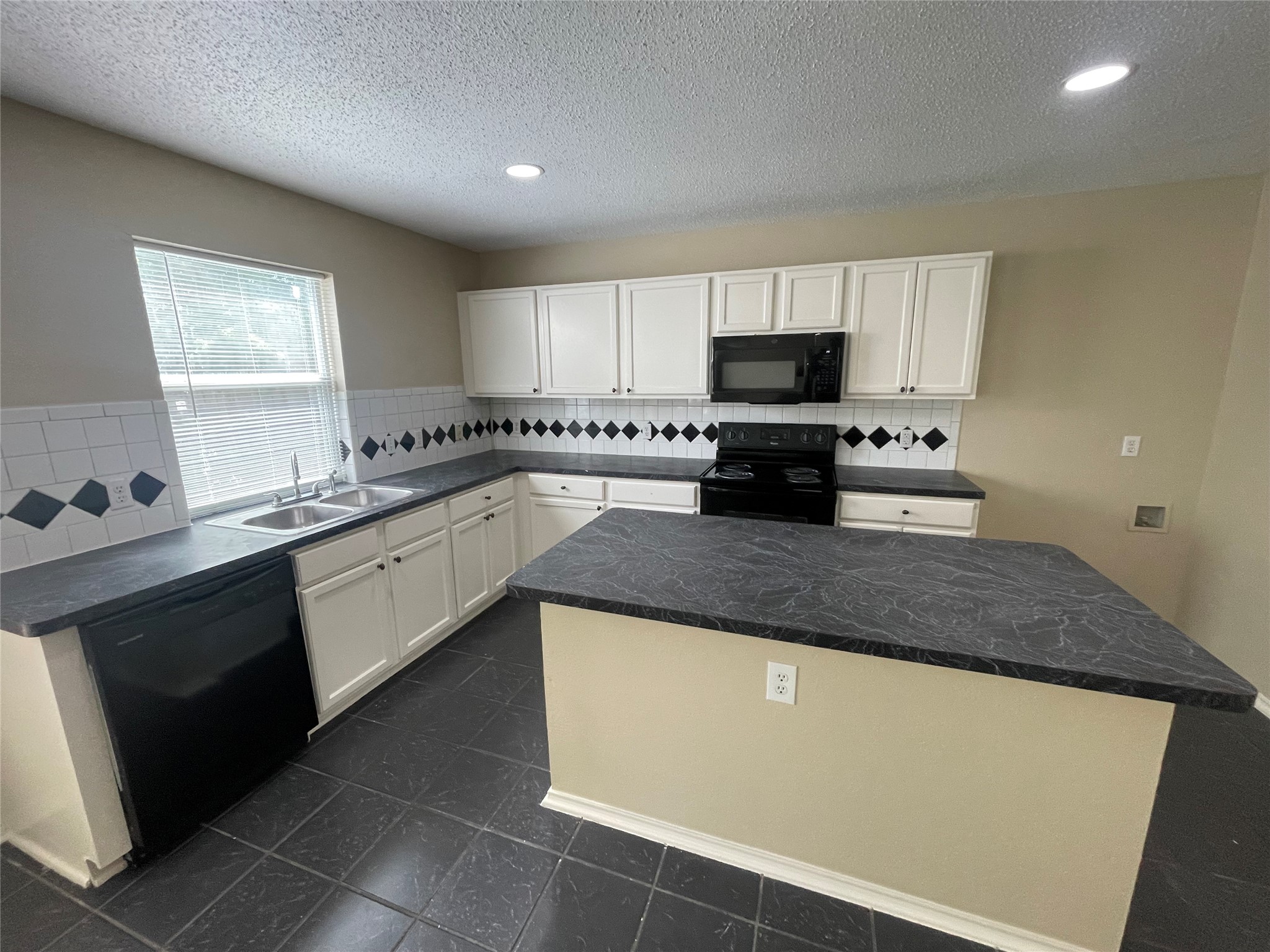 640 Gibson Street Cedar Hill TX 75104