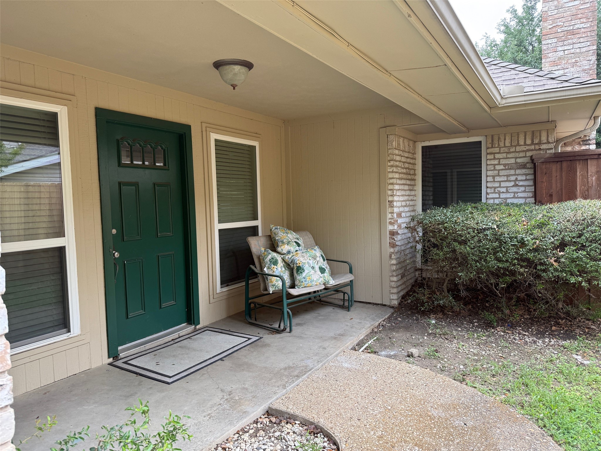 16325 Lauder Lane Dallas TX 75248