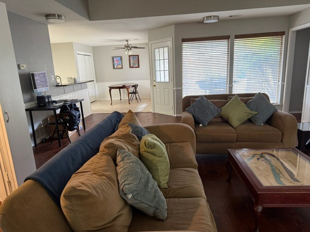 16325 Lauder Lane Dallas TX 75248