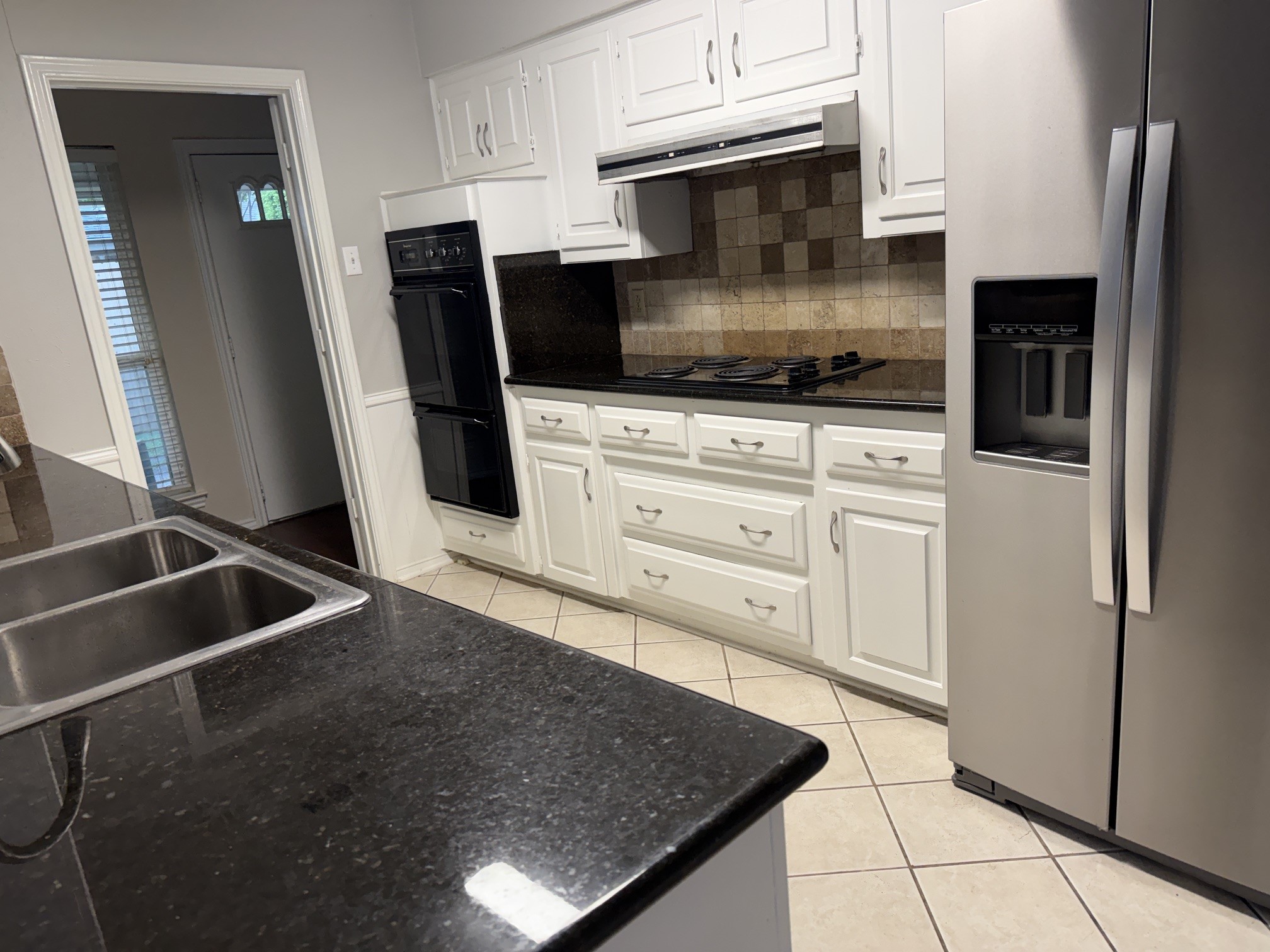 16325 Lauder Lane Dallas TX 75248