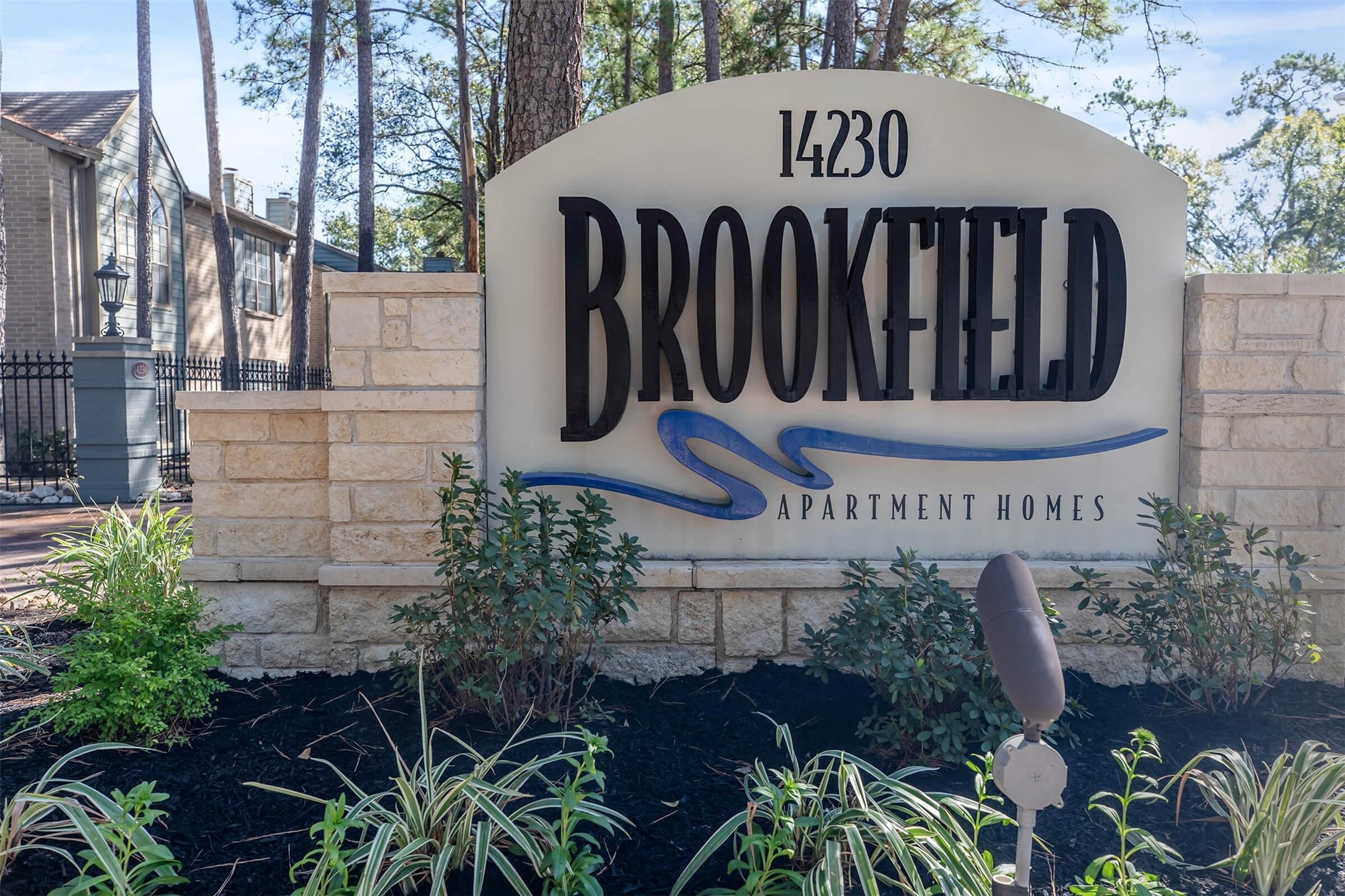 14230 Wunderlich Drive Houston TX 77069