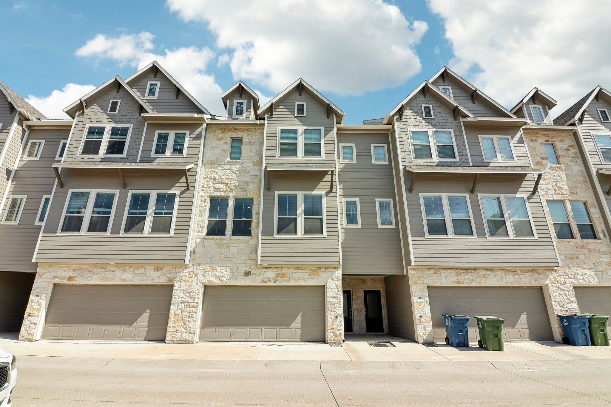 104 Samuel Street Lewisville TX 75057