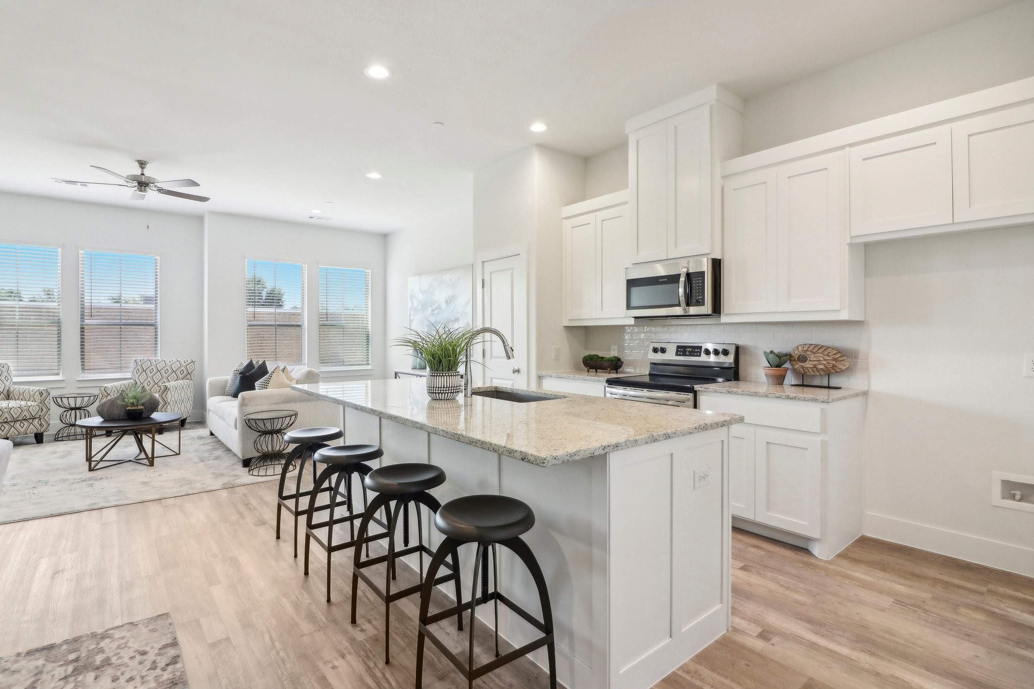 104 Samuel Street Lewisville TX 75057