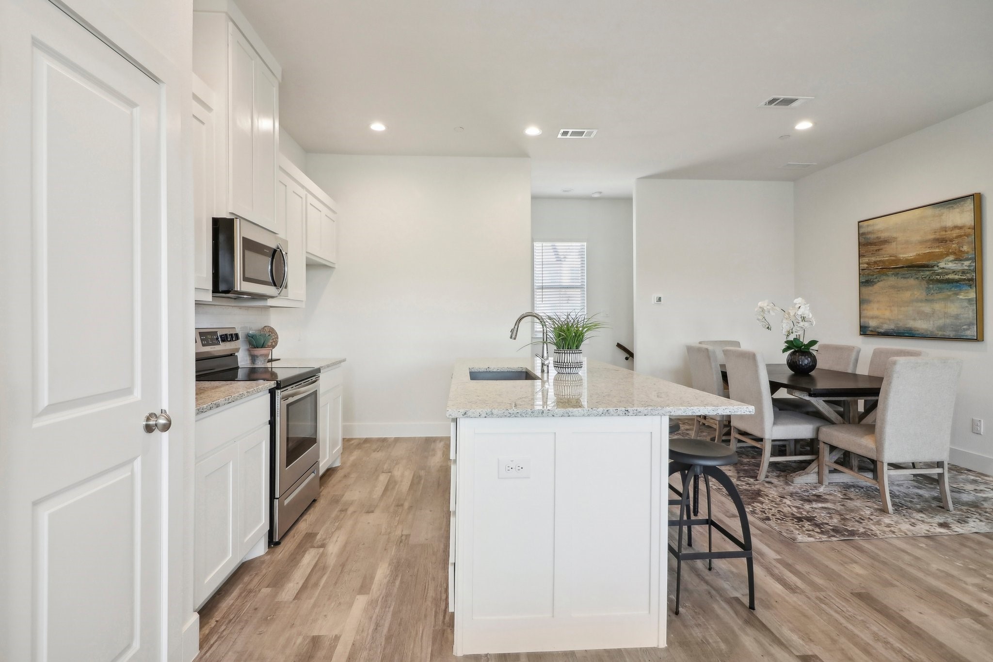104 Samuel Street Lewisville TX 75057