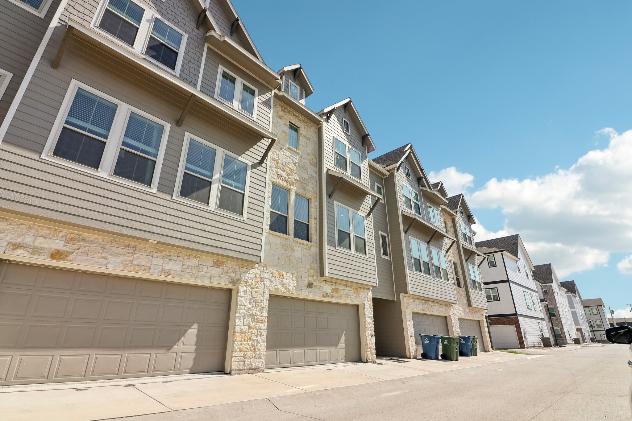 104 Samuel Street Lewisville TX 75057