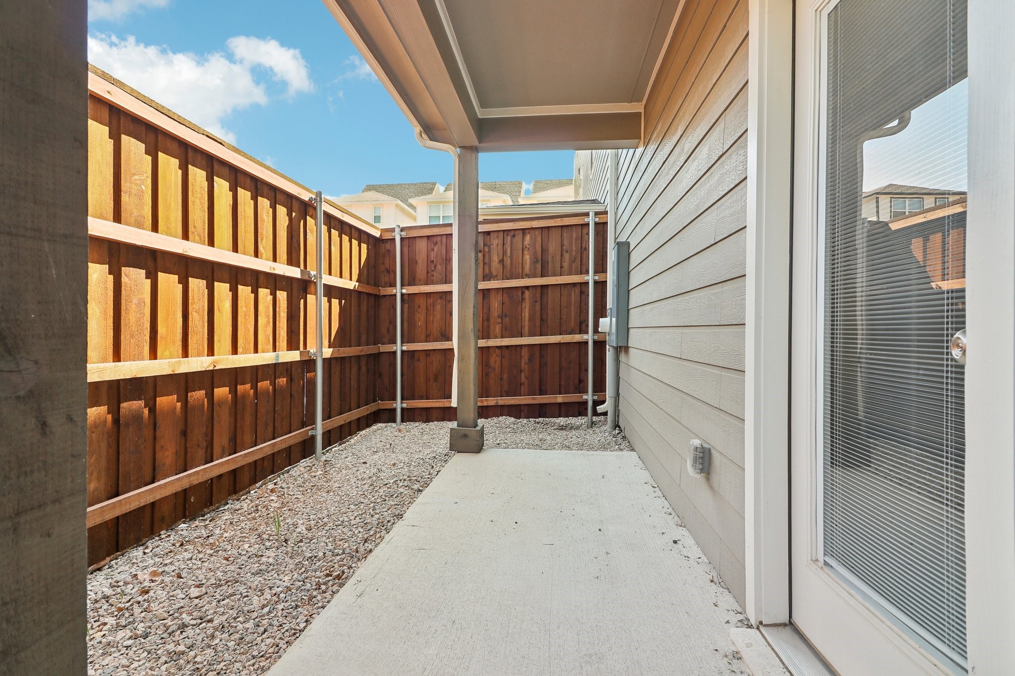 104 Samuel Street Lewisville TX 75057