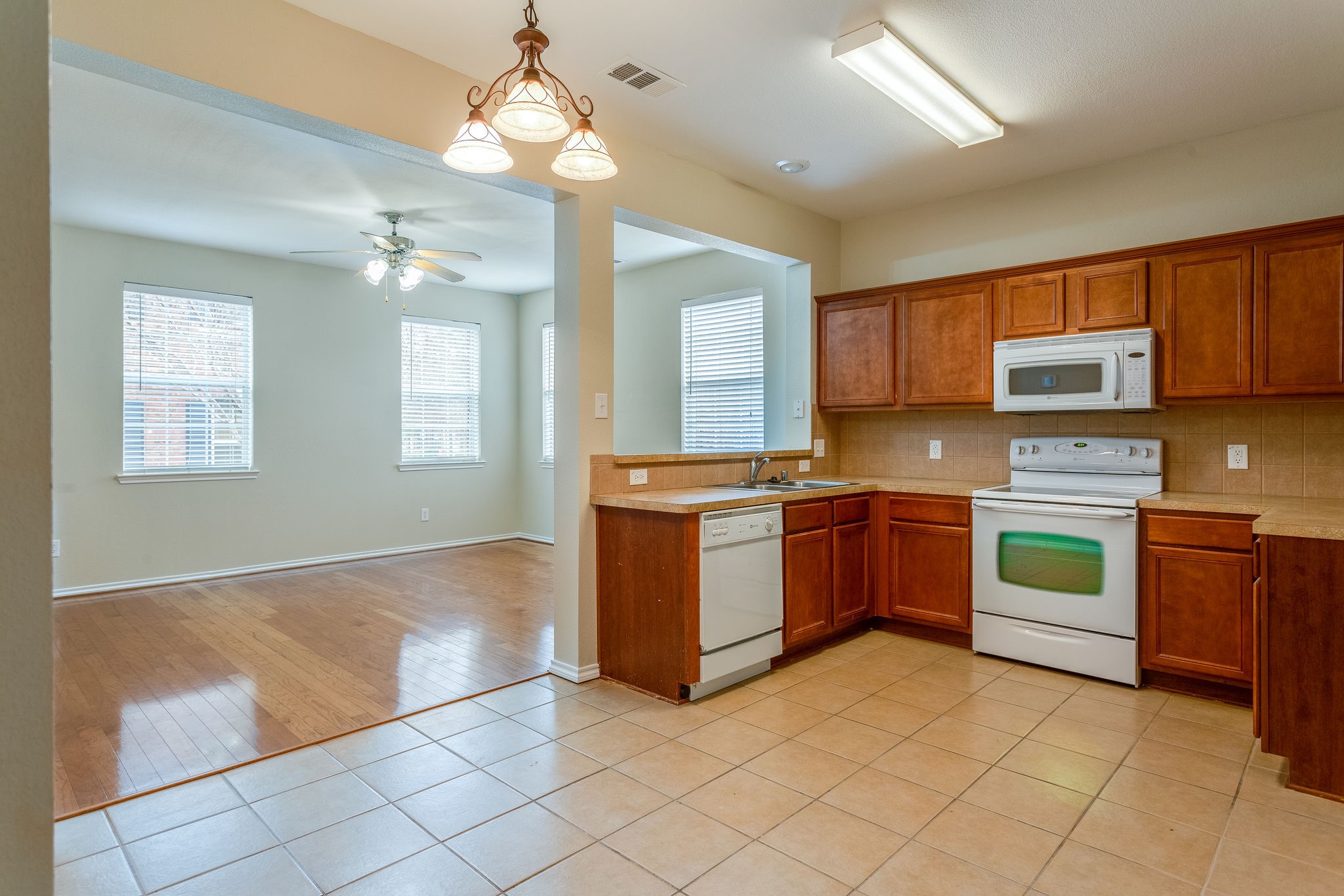 4168 Kyndra Circle Richardson TX 75082