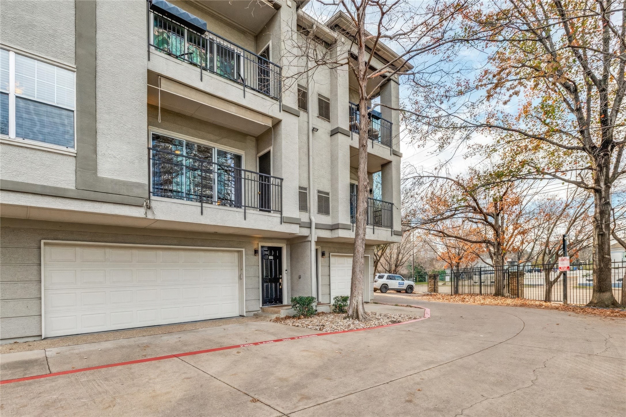 2201 Wolf Street Dallas TX 75201