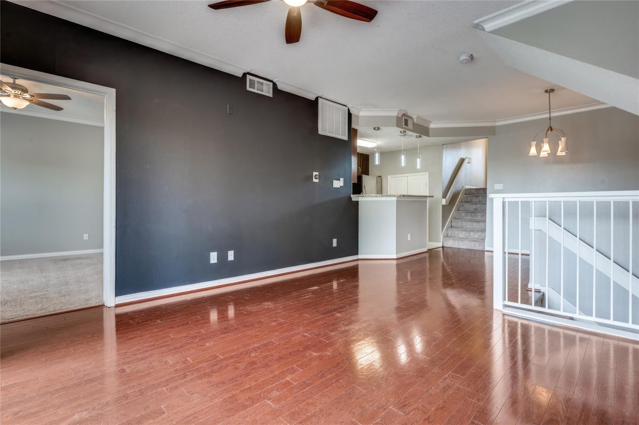2201 Wolf Street Dallas TX 75201
