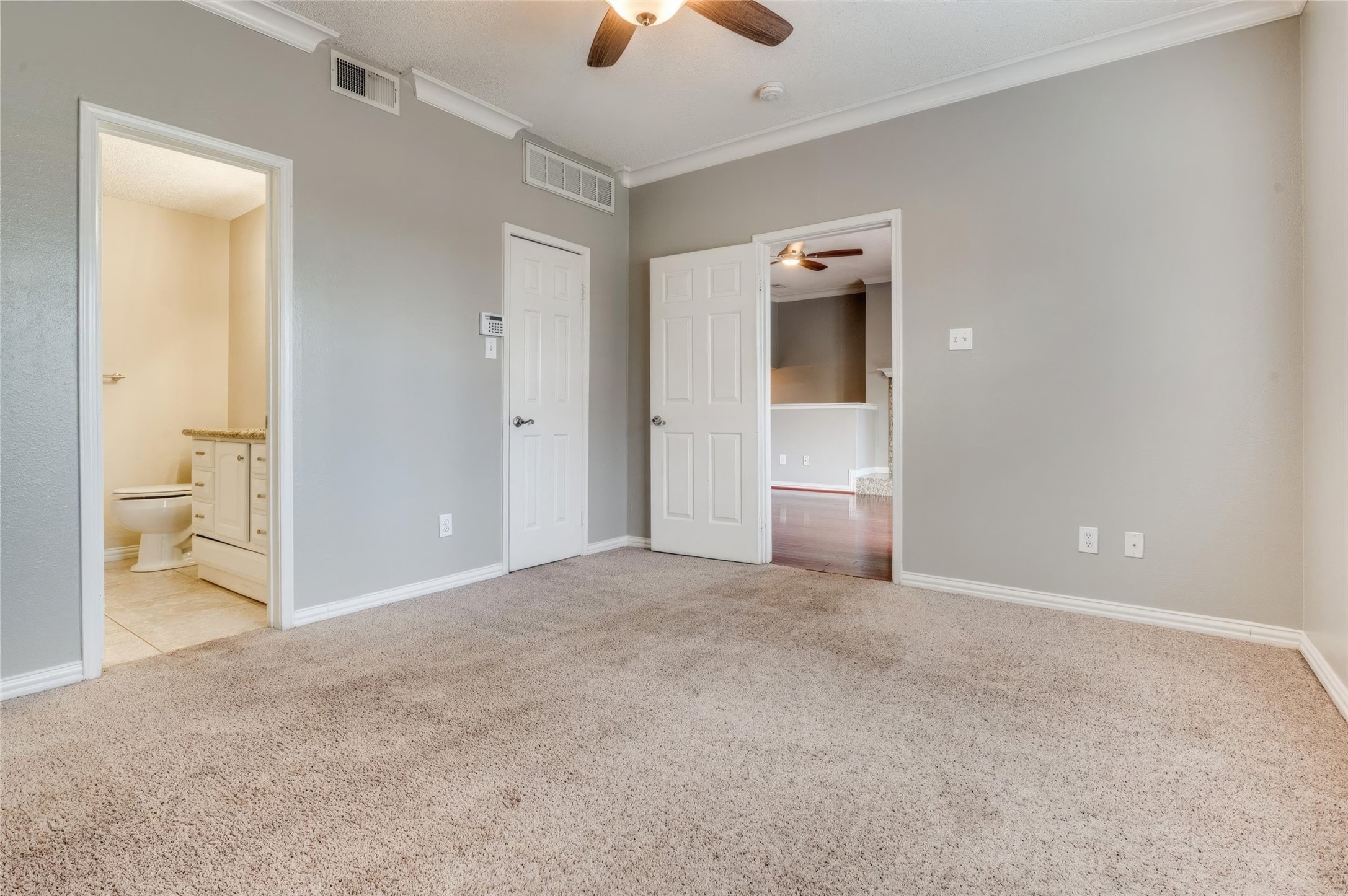 2201 Wolf Street Dallas TX 75201