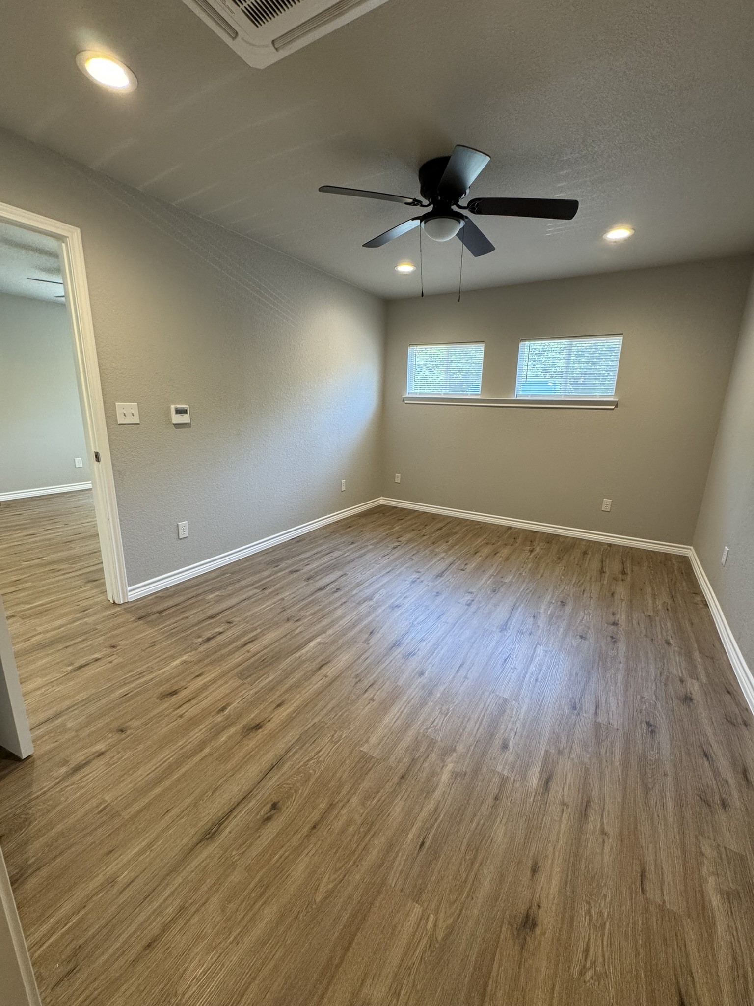 320 W 6th Street Weatherford TX 76086