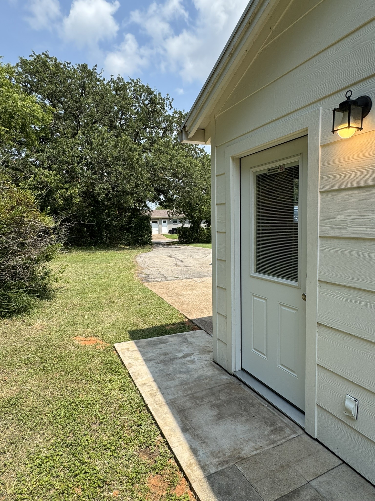 320 W 6th Street Weatherford TX 76086