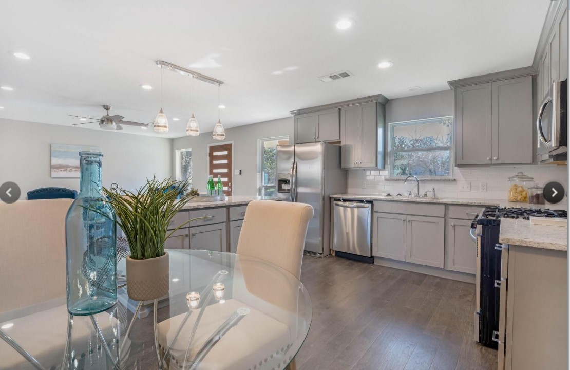 1131 Forester Drive Dallas TX 75216