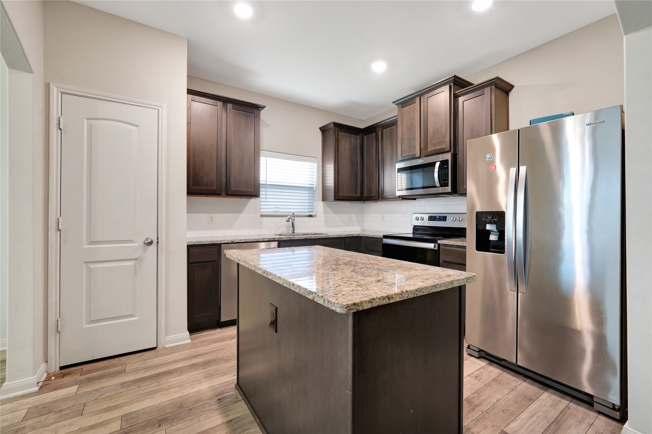 1800 Tyne Way Crowley TX 76036