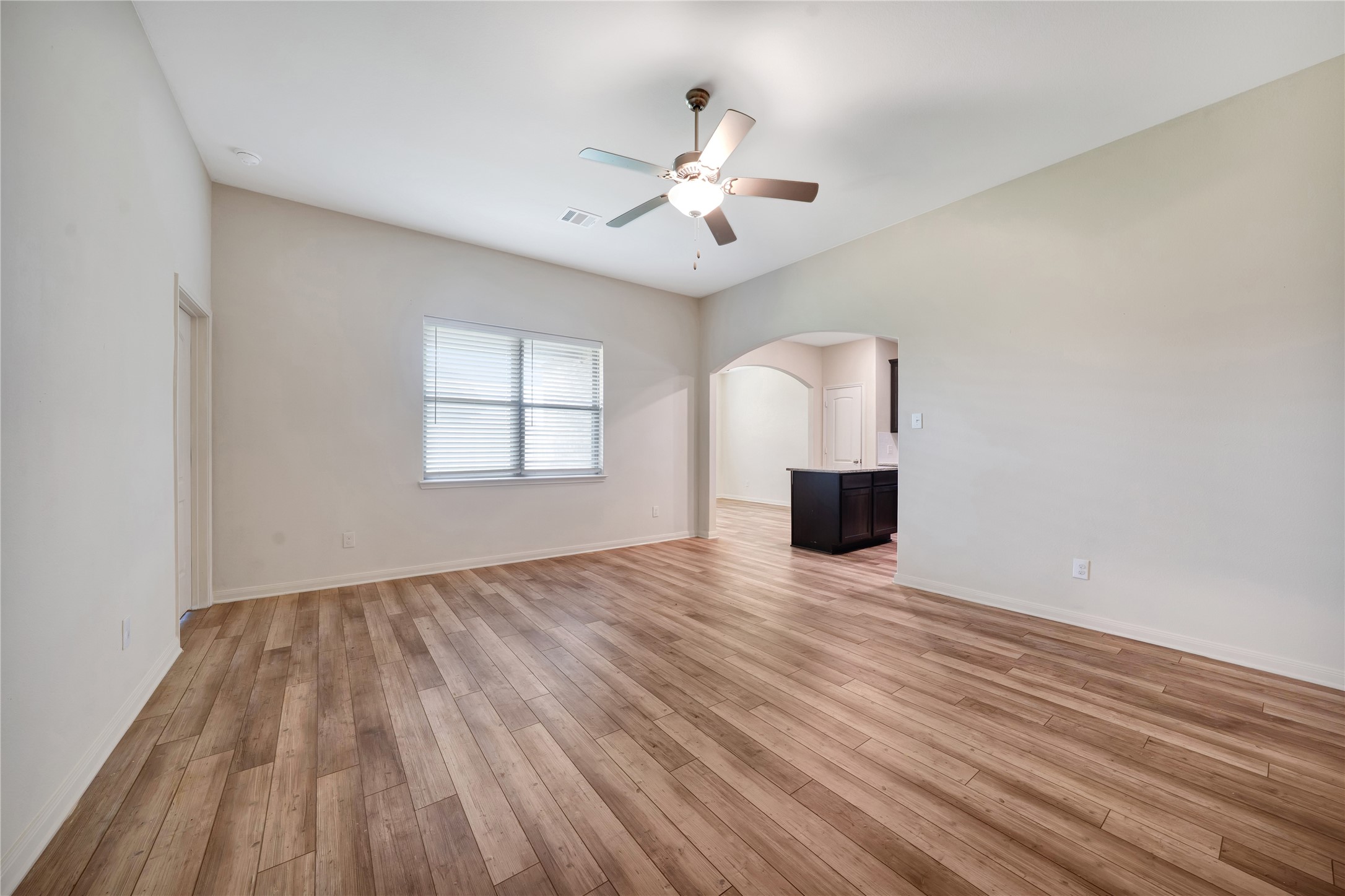 1800 Tyne Way Crowley TX 76036