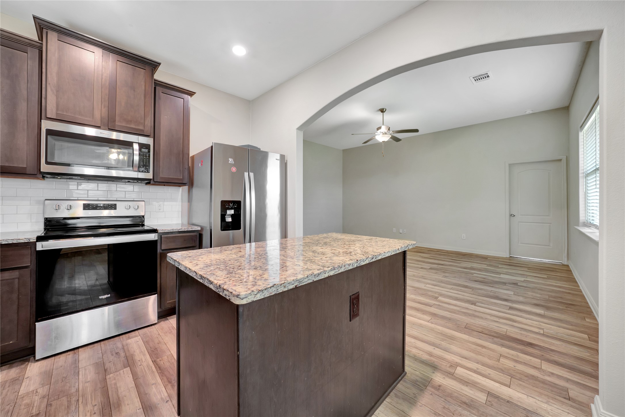 1800 Tyne Way Crowley TX 76036