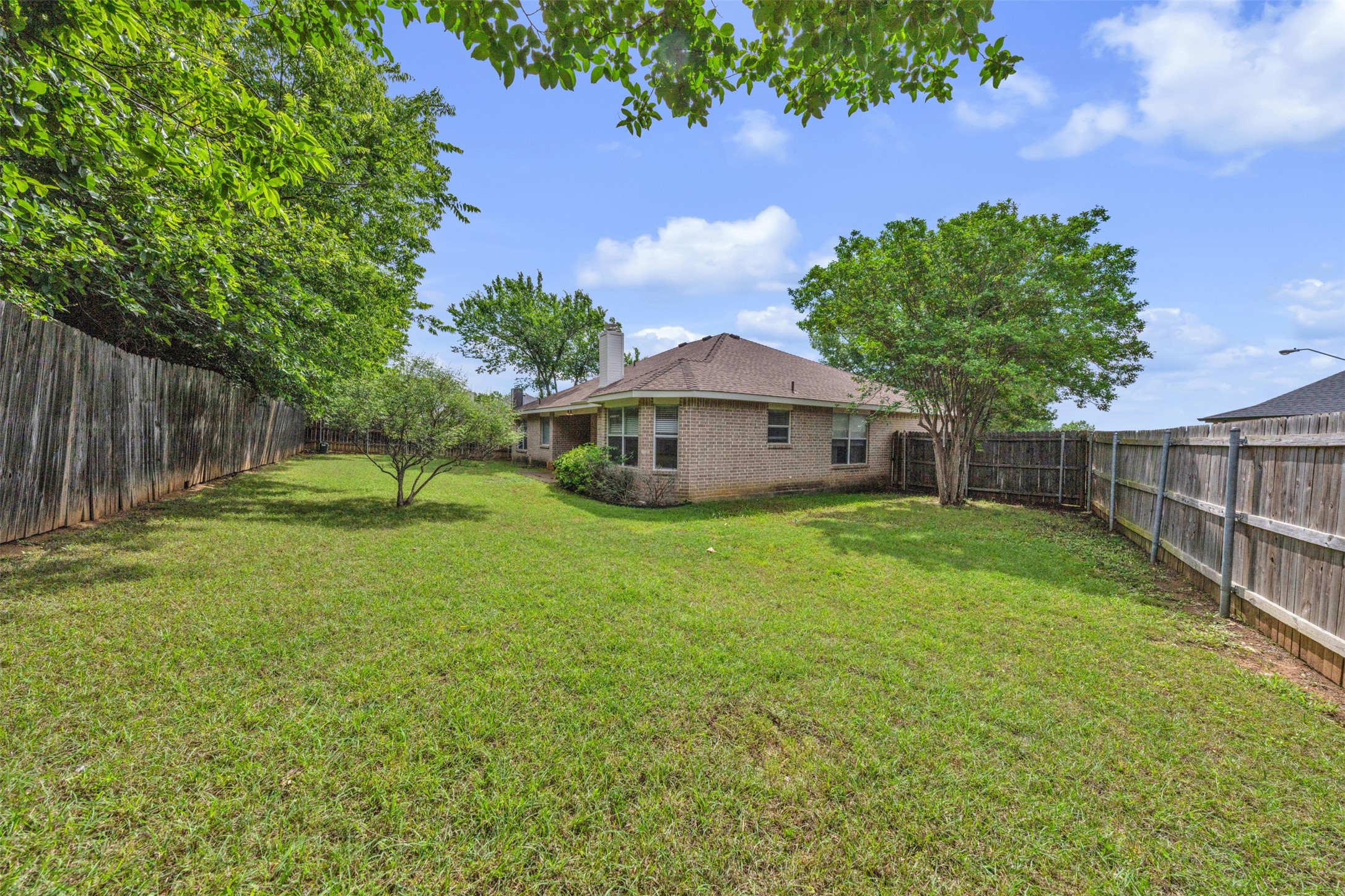 1618 Fern Drive Mansfield TX 76063