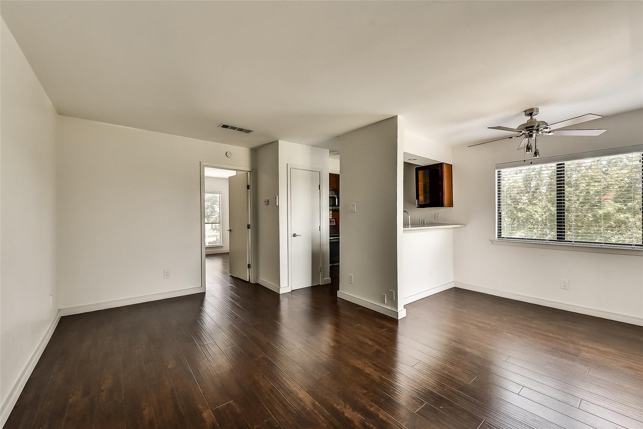 8180 Lemmon Avenue Dallas TX 75209