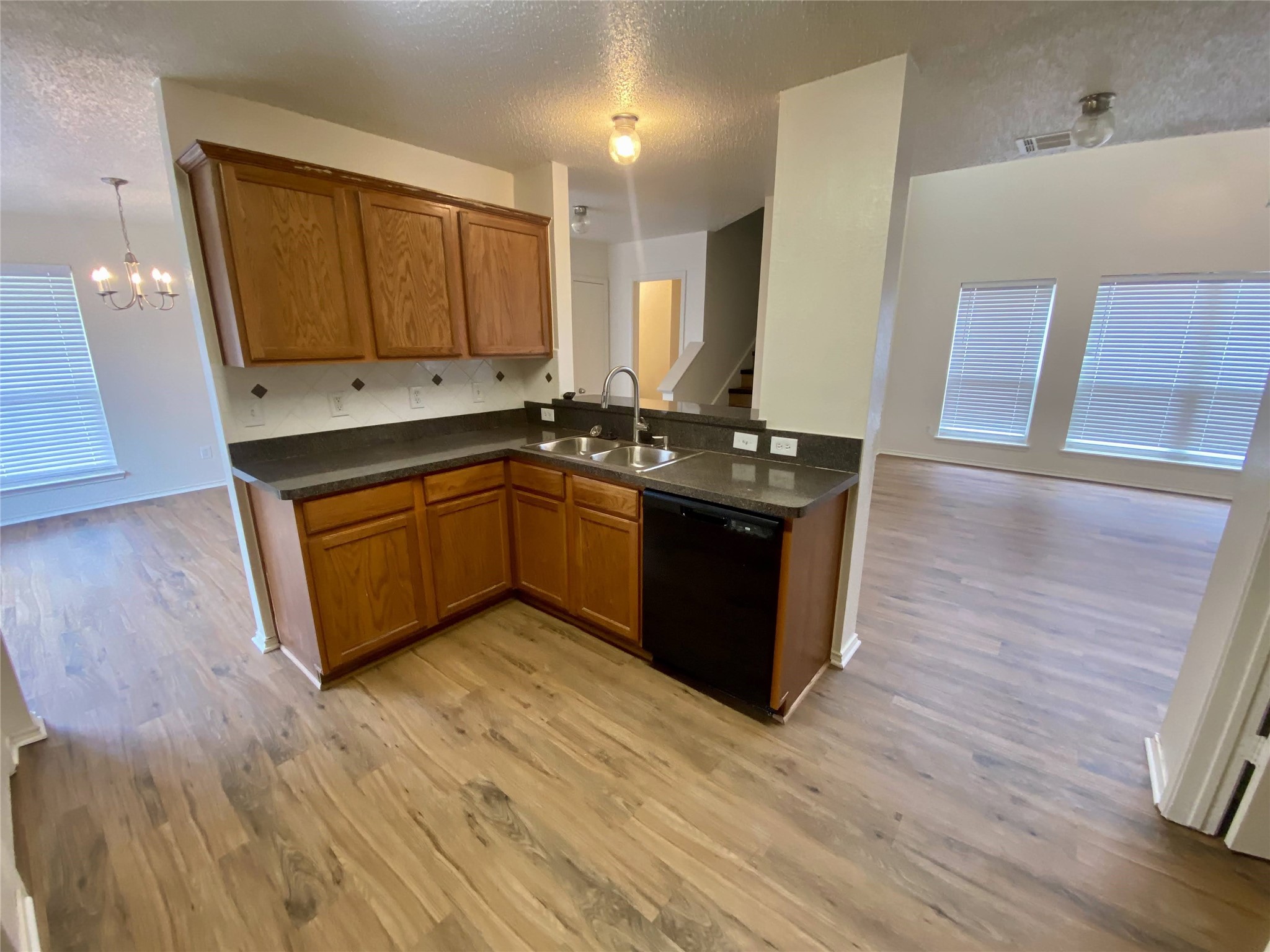 737 Eldorado Drive Desoto TX 75115