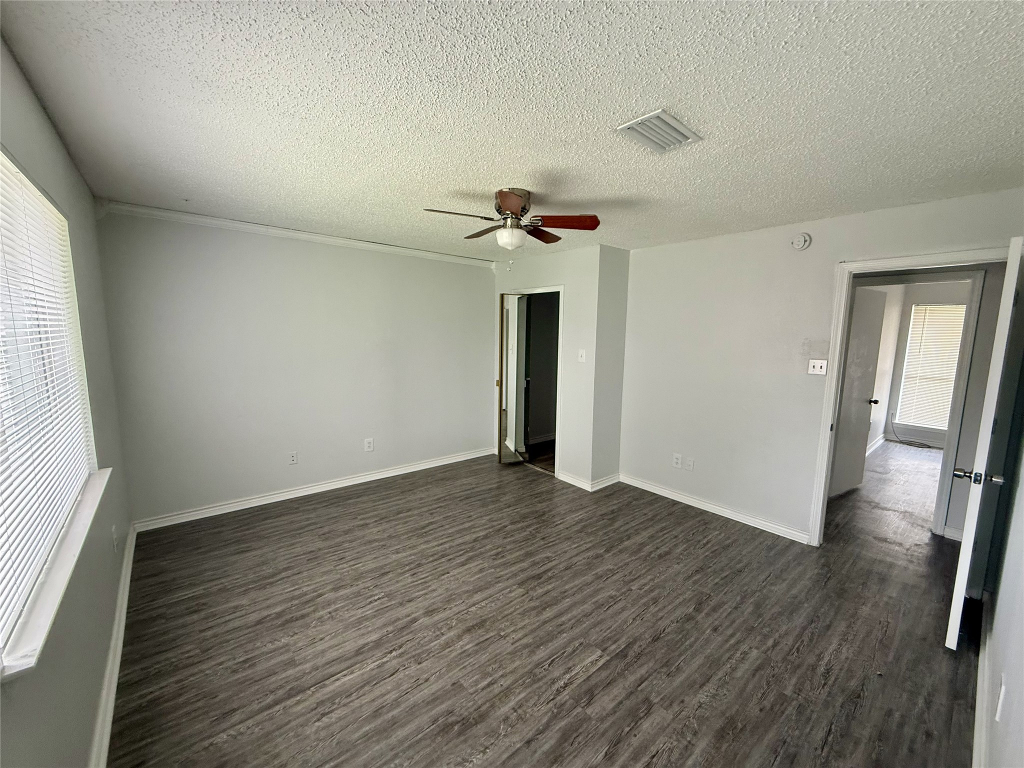 1213 Garden Terrace Drive Irving TX 75060