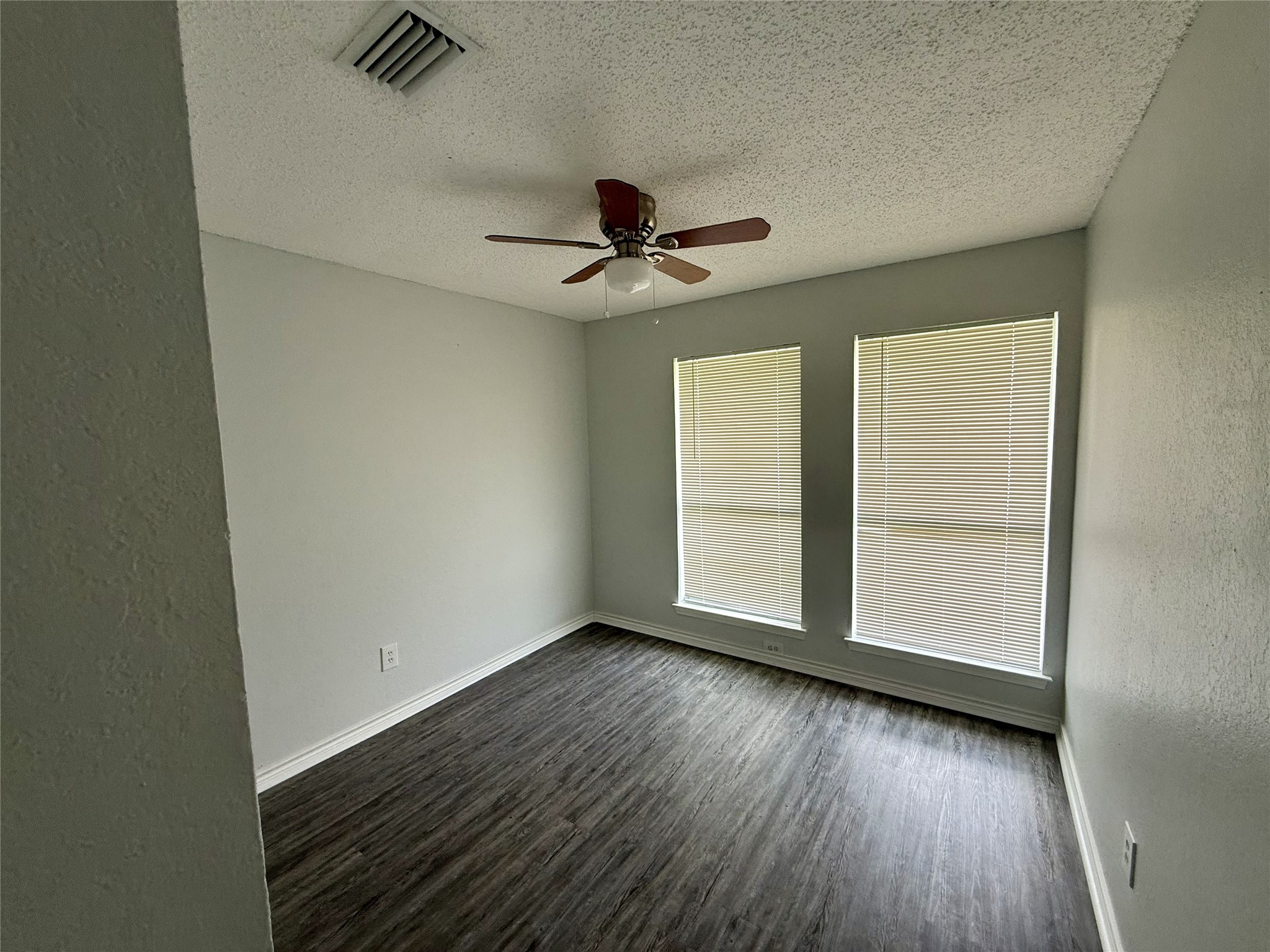 1213 Garden Terrace Drive Irving TX 75060