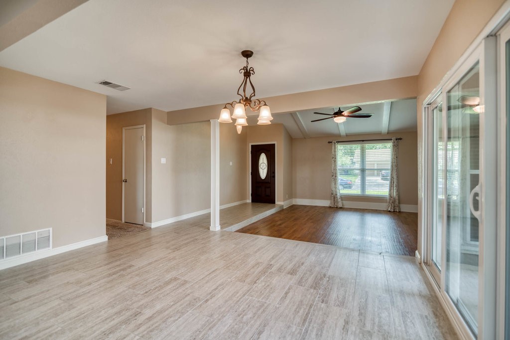 1817 Hemlock Drive Garland TX 75041