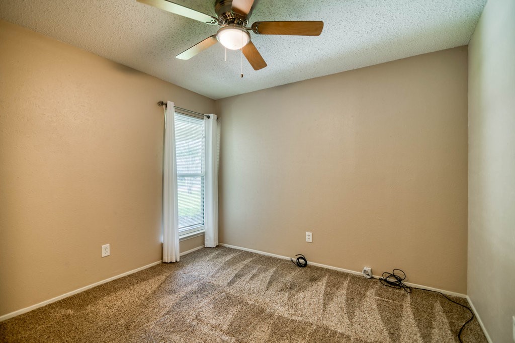 1817 Hemlock Drive Garland TX 75041