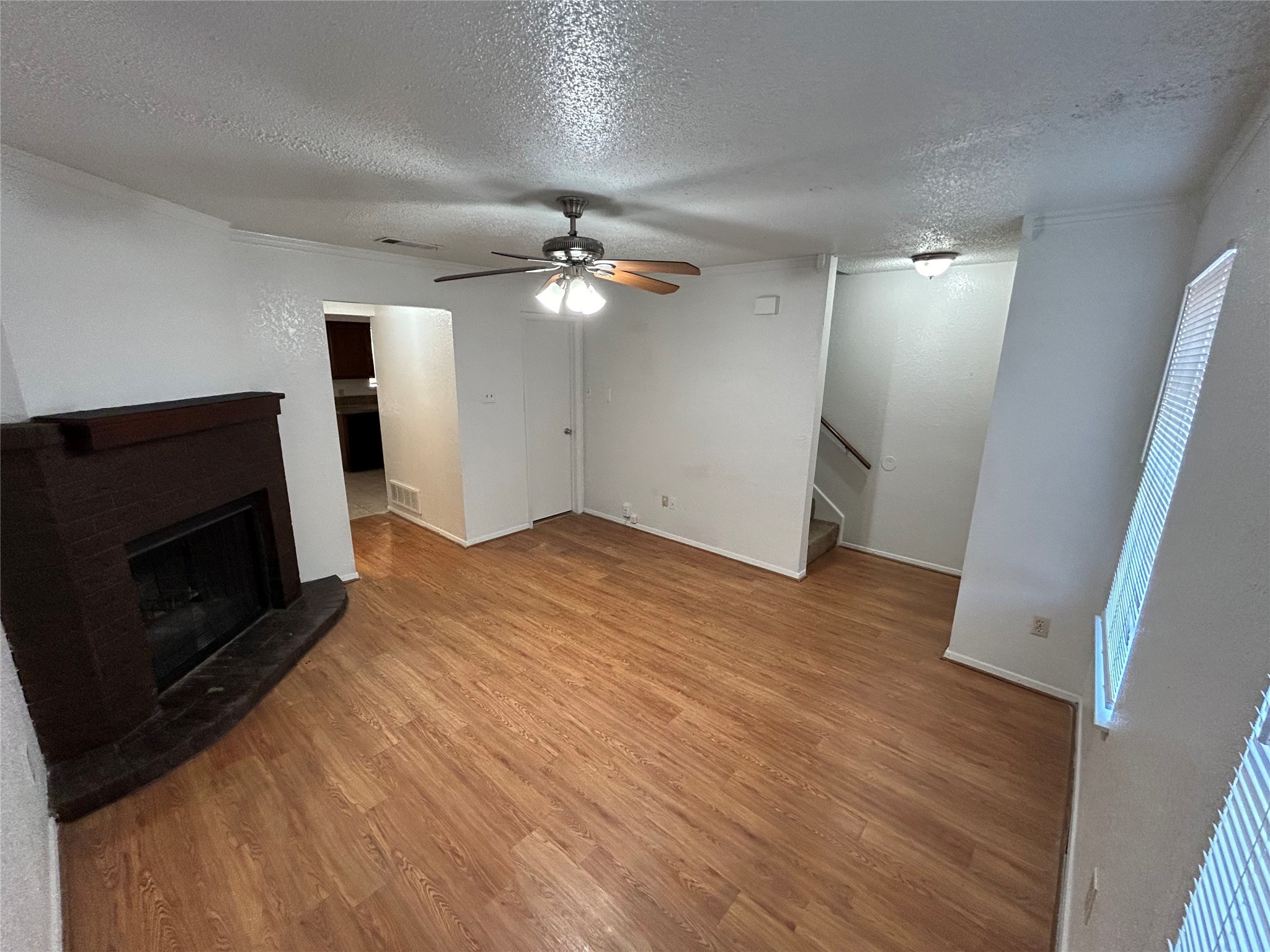 3006 W Sycamore Circle Euless TX 76040