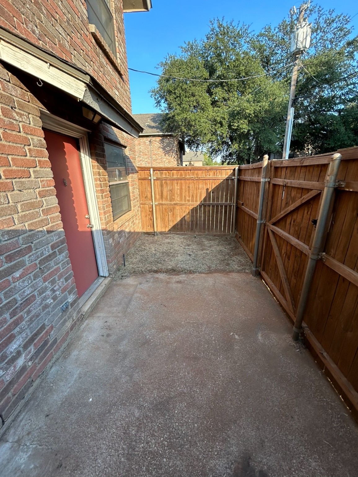 3006 W Sycamore Circle Euless TX 76040