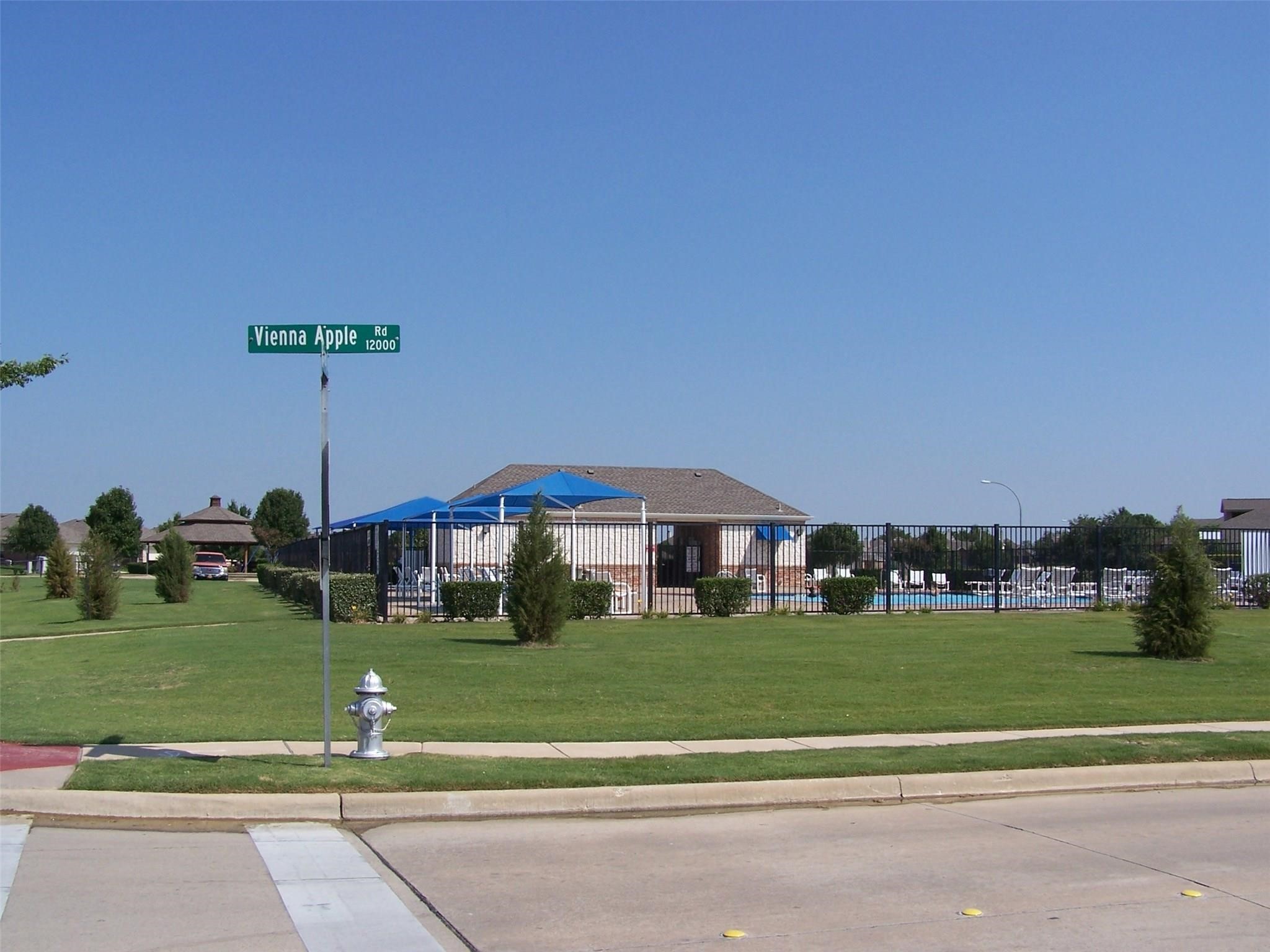 11761 Kenny Drive Fort Worth TX 76244