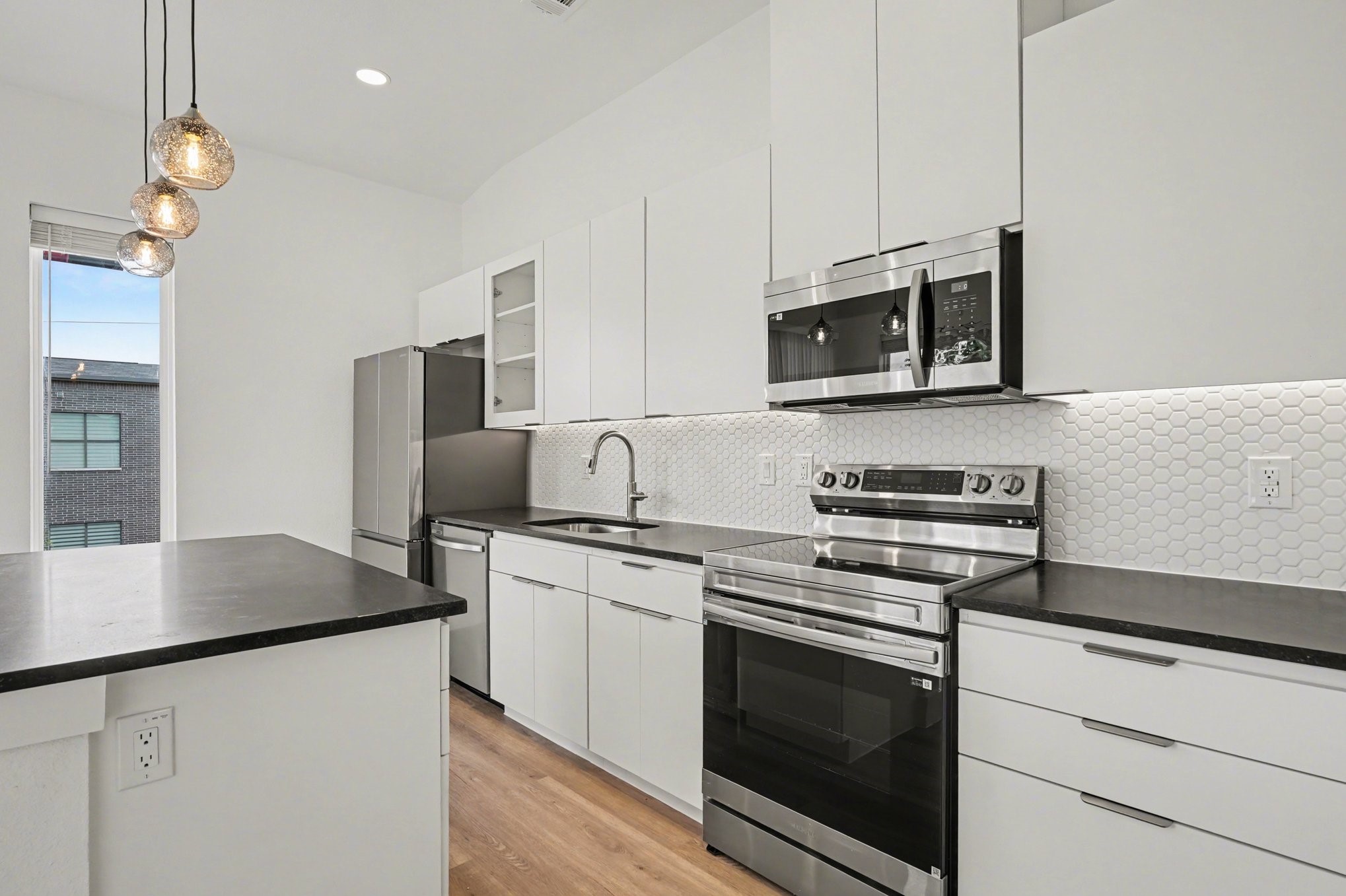 2217 N Fitzhugh Avenue Dallas TX 75204