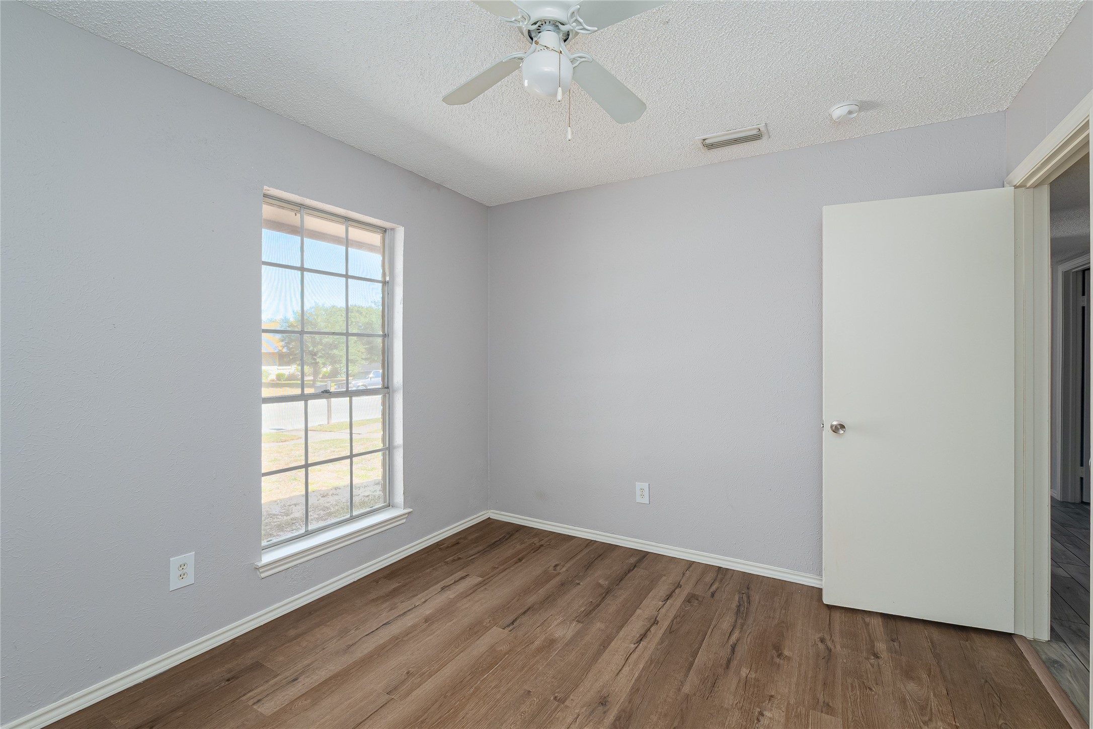 5309 Heather Glen Drive Garland TX 75043