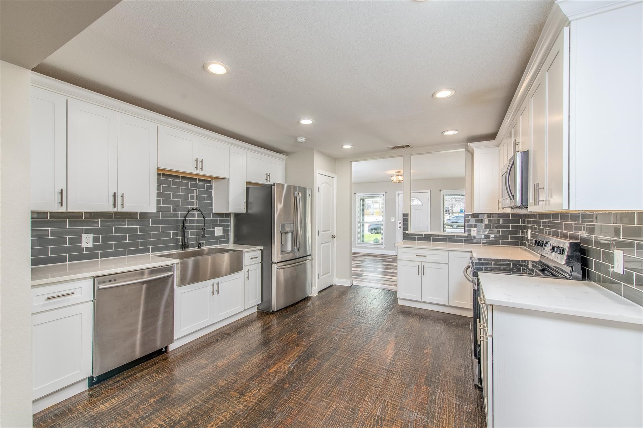 5808 Locke Avenue Fort Worth TX 76107