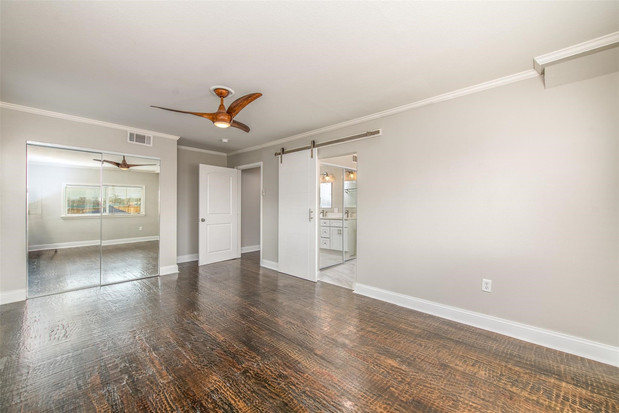 5808 Locke Avenue Fort Worth TX 76107