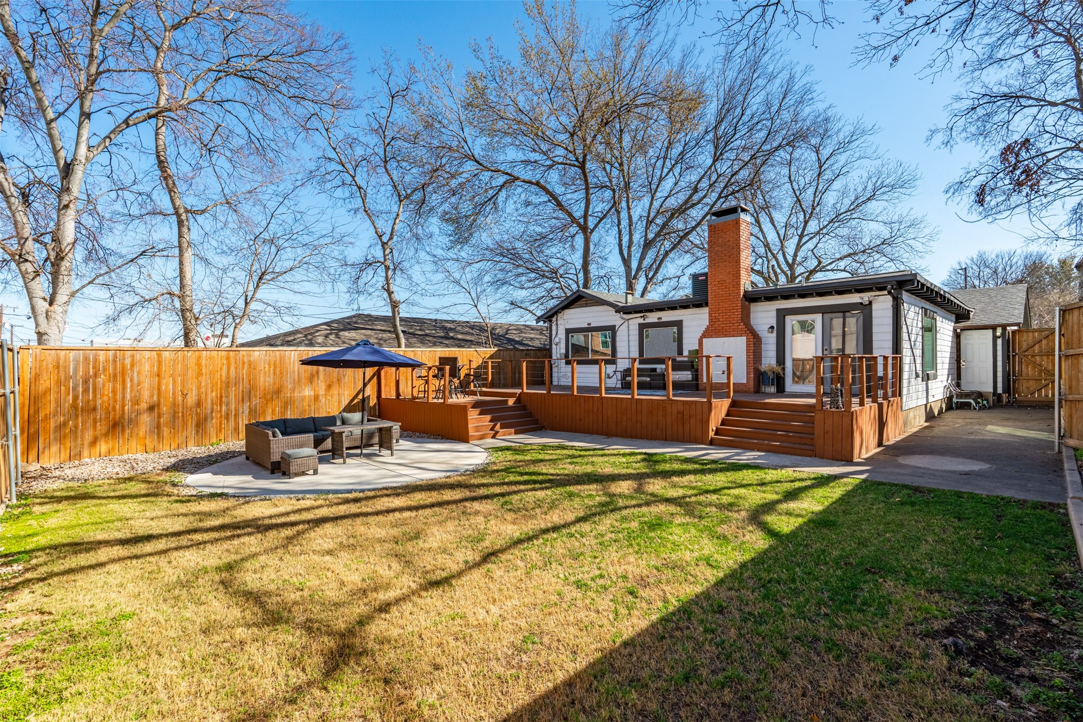 5808 Locke Avenue Fort Worth TX 76107