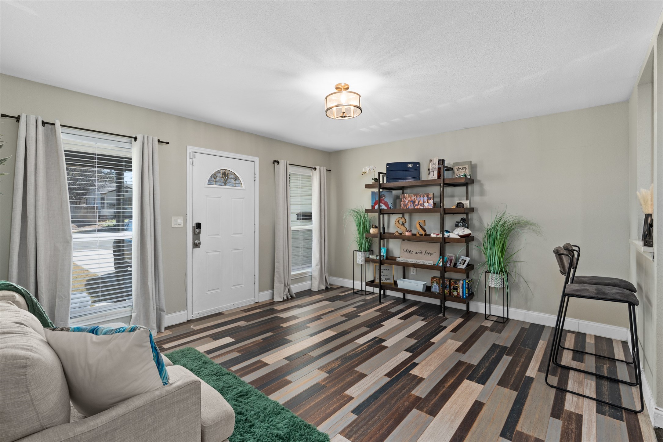 5808 Locke Avenue Fort Worth TX 76107