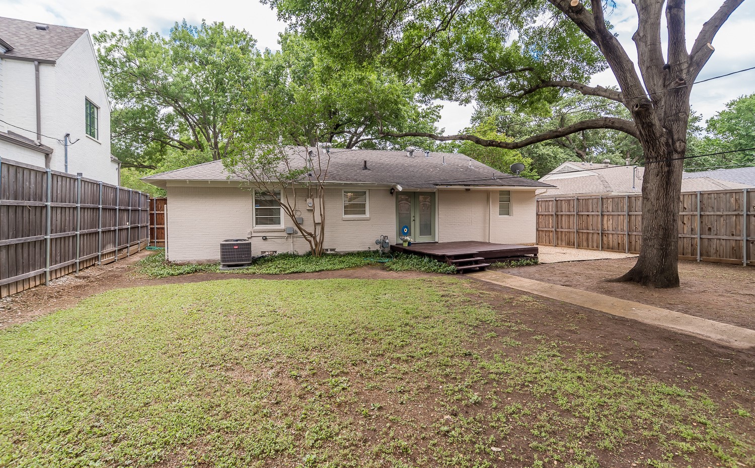 4037 Park Lane Dallas TX 75220