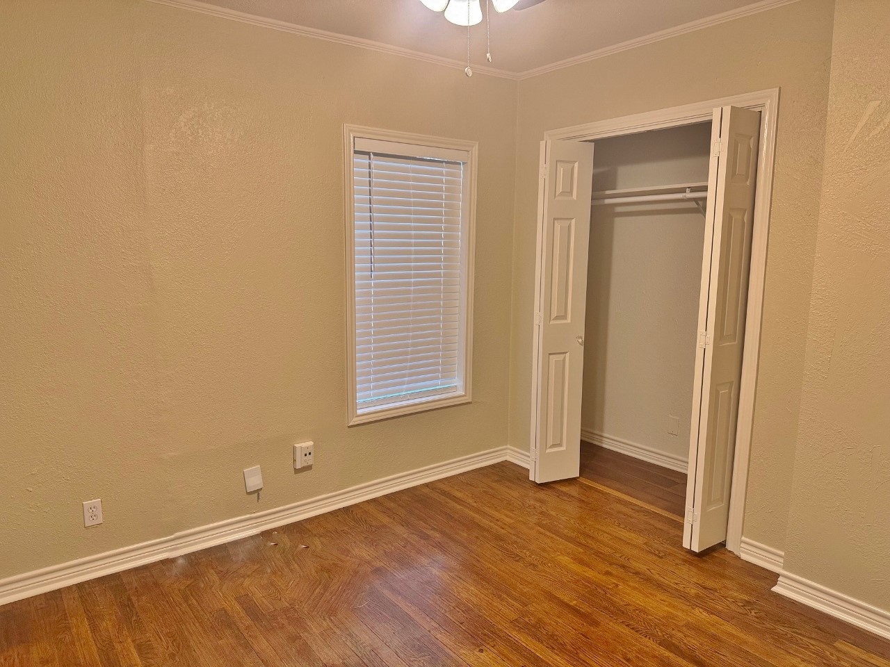 8823 San Benito Way Dallas TX 75218